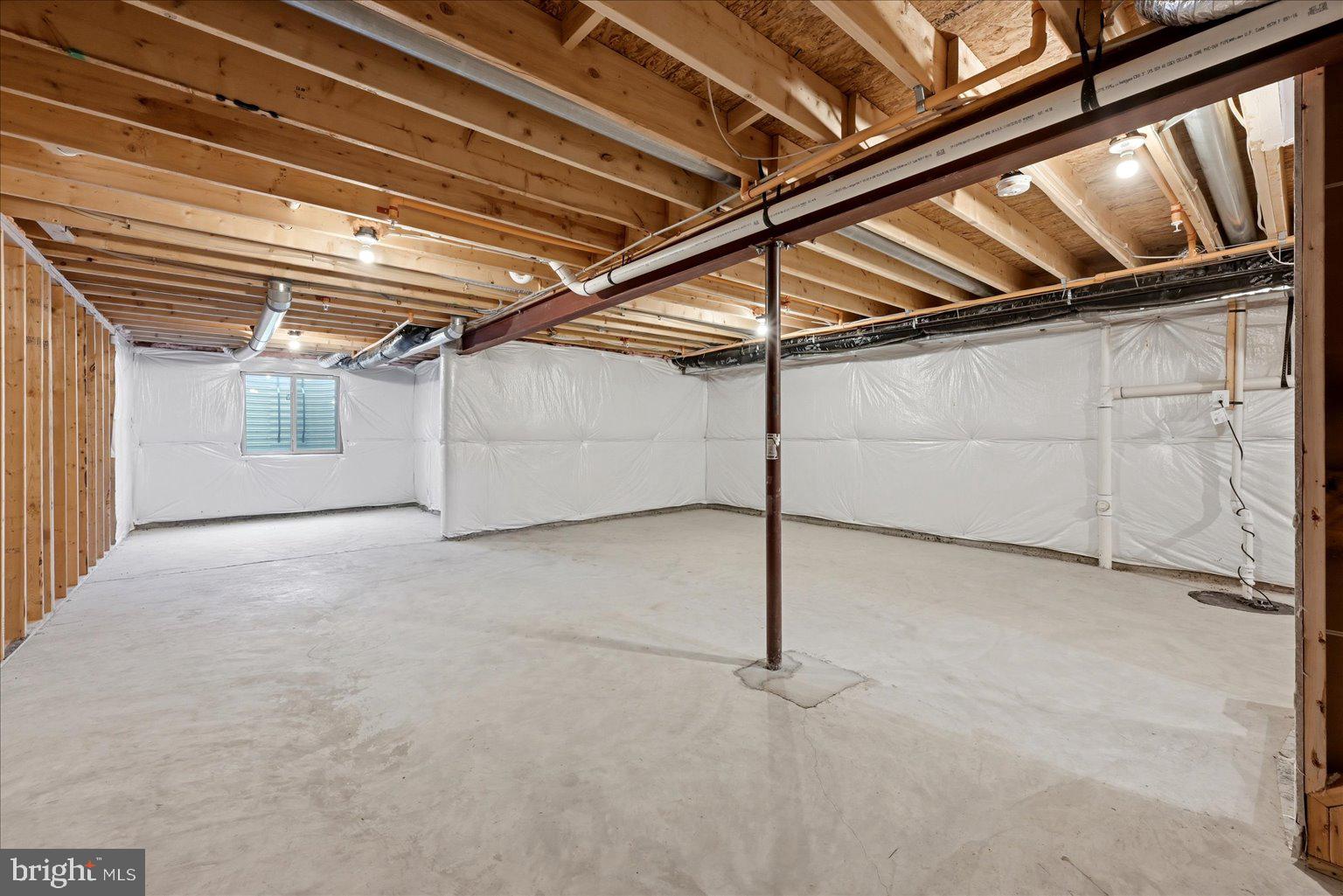 14380 Longhouse Loop Brandywine, MD 20613 - Photo 15 of 20 a view of an empty room