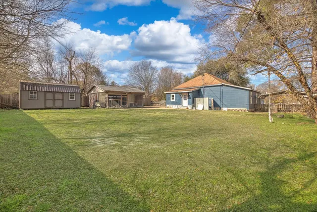 $159,900 | 158 North 7th Street, Trinity, TX 75862