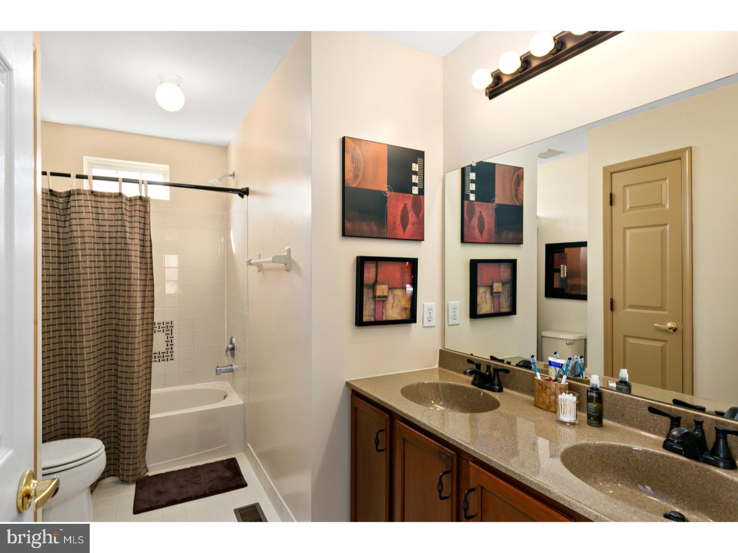 34 Normandy Road Evesham, NJ 08053 - Photo 17 of 25 Bathroom