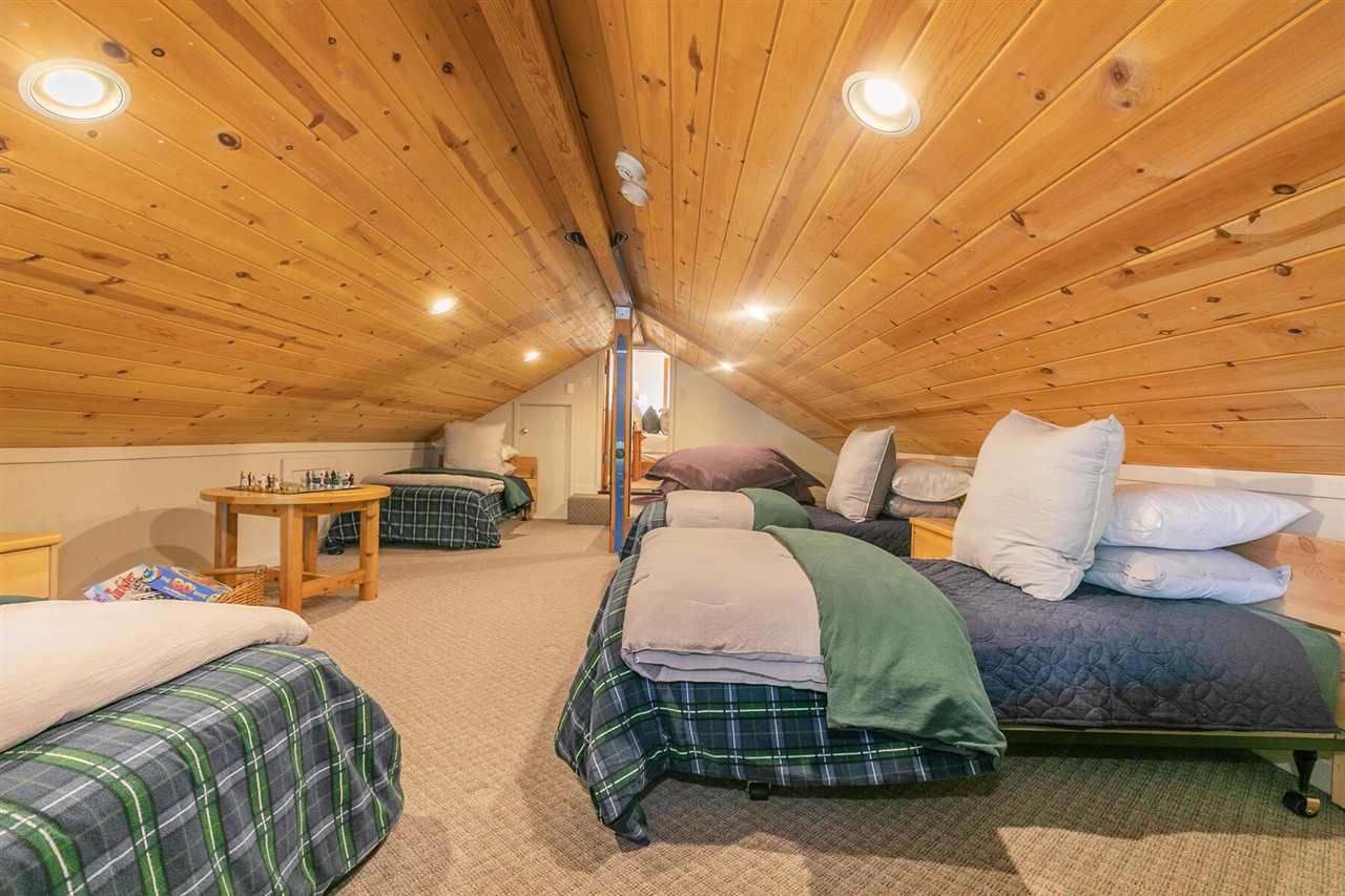 1722 Grouse Ridge Road Truckee, CA 96161 - Photo 13 of 21 a bedroom with two beds and a couch