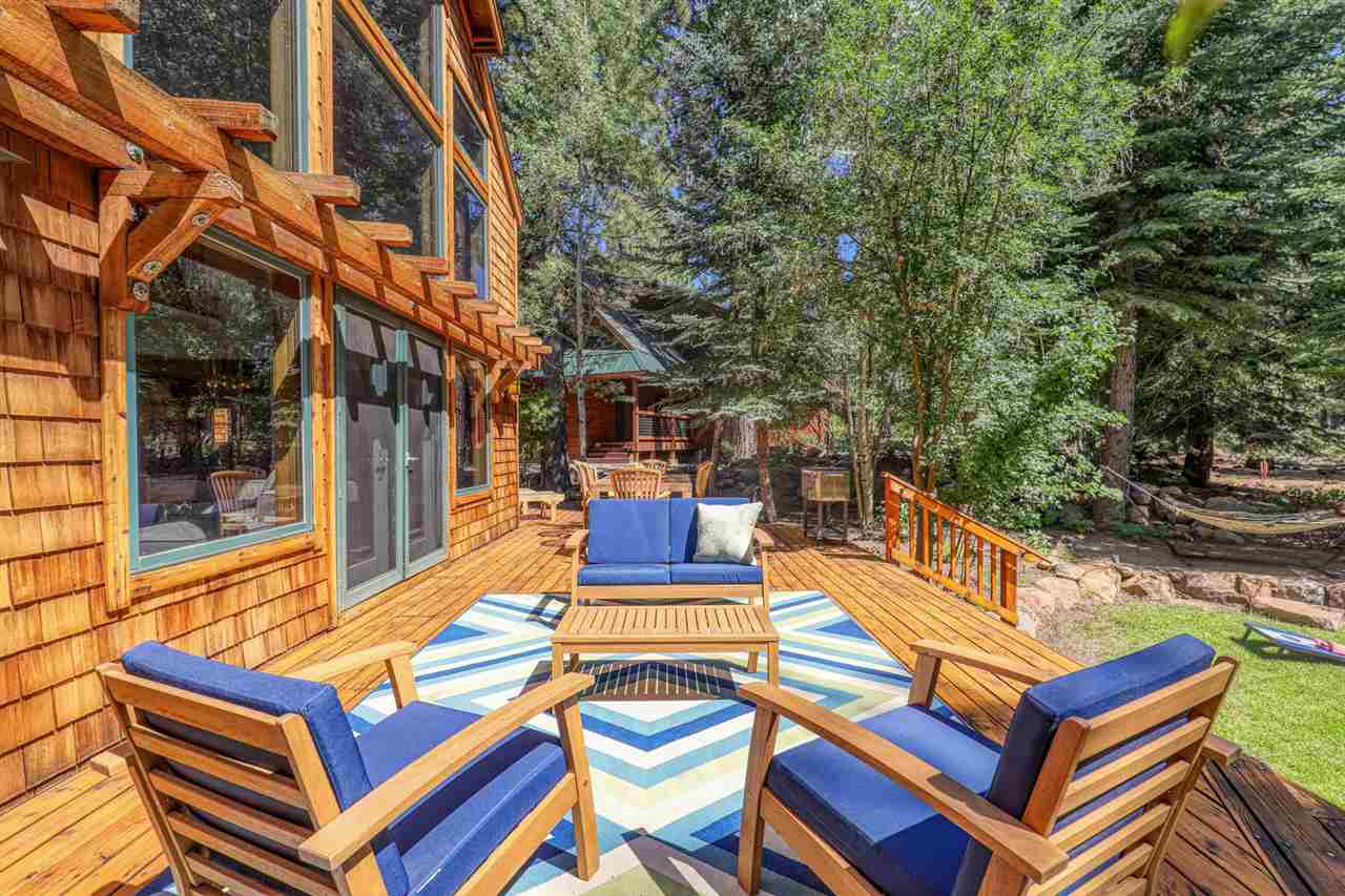 1722 Grouse Ridge Road Truckee, CA 96161 - Photo 20 of 21 a view of a patio with swimming pool