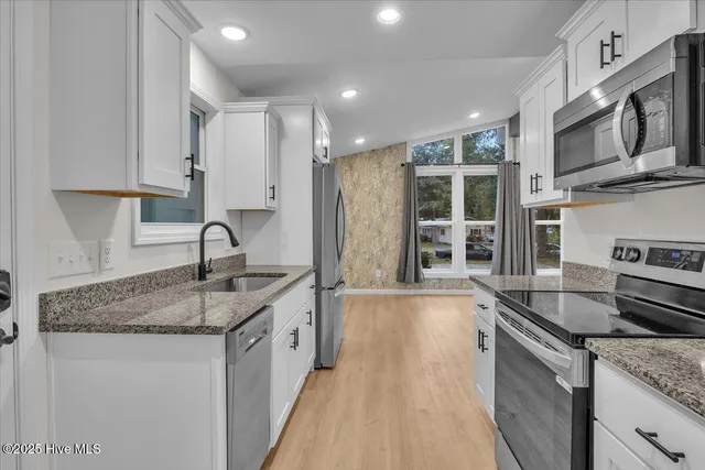 $429,000 | 5302 Autumn Drive, Wilmington, NC 28409