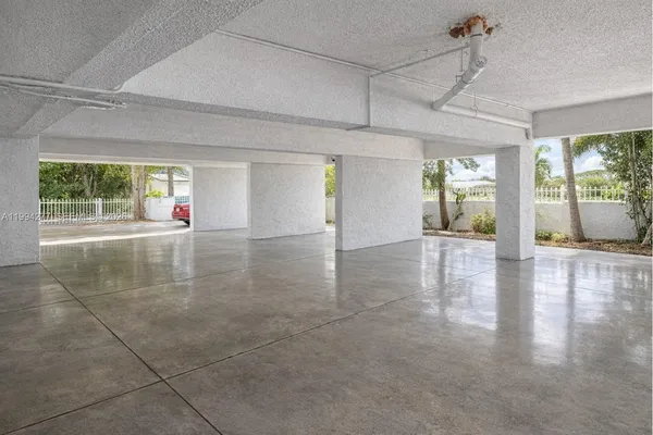 $150,000 | 1090 Northeast 129th Street, Unit 205, North Miami, FL 33161