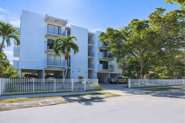 $150,000 | 1090 Northeast 129th Street, Unit 205, North Miami, FL 33161