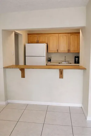 $150,000 | 1090 Northeast 129th Street, Unit 205, North Miami, FL 33161