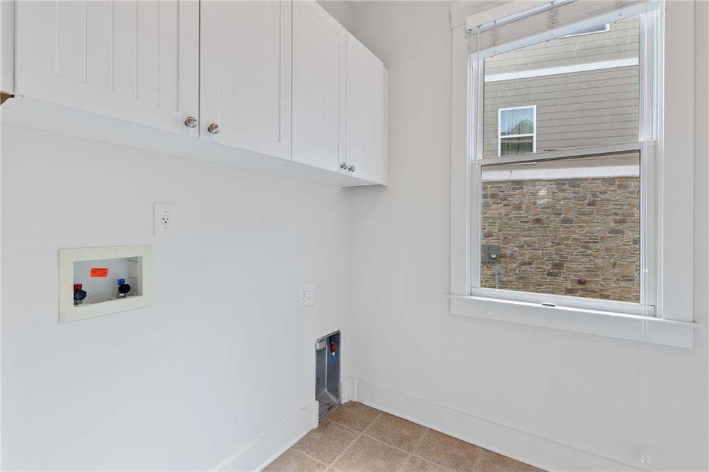 161 Stillwater Lane Dallas, GA 30132 - Photo 15 of 42