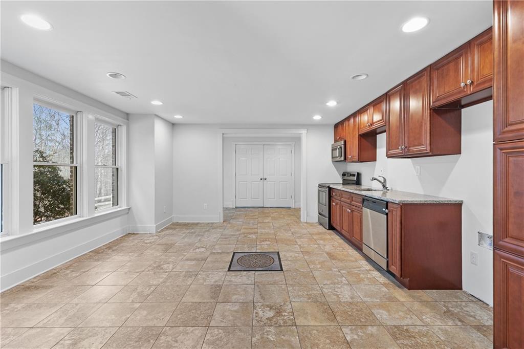 161 Stillwater Lane Dallas, GA 30132 - Photo 34 of 42