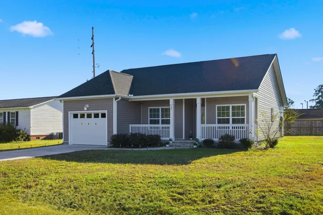 $320,000 | 103 Sharon Lane, St. George, SC 29477