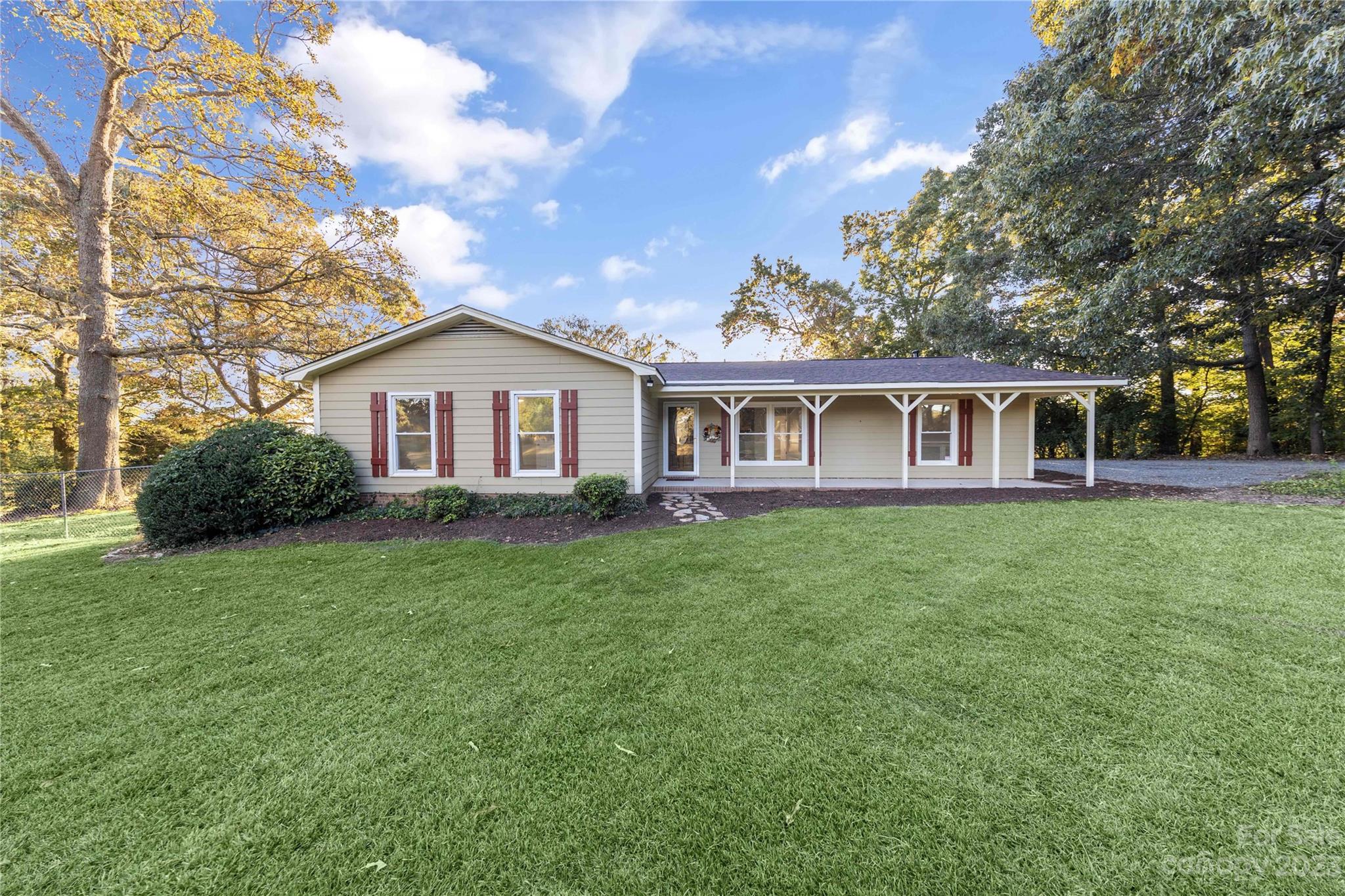 5524 West M Griffin Road Monroe, NC 28112 - Photo 4 of 42 Gallery Image 4