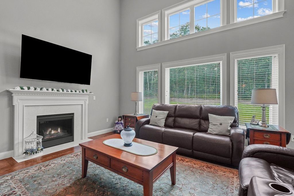 2 West Farm Road Smithfield, RI 02917 - Photo 13 of 43