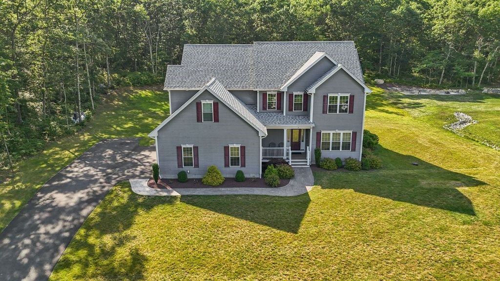 2 West Farm Road Smithfield, RI 02917 - Photo 2 of 43