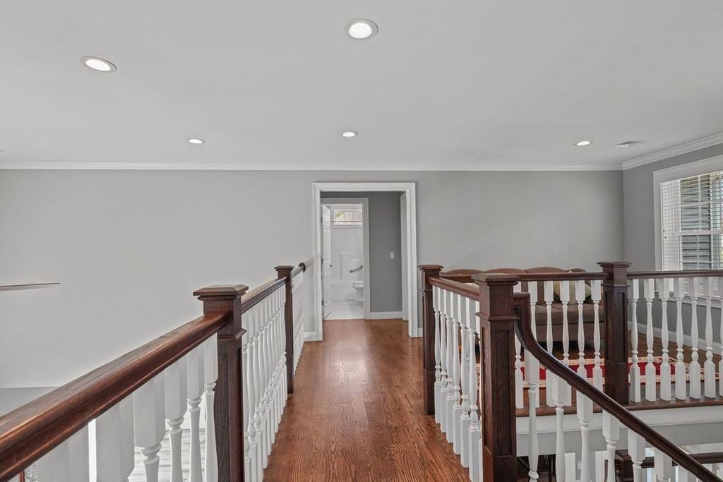 2 West Farm Road Smithfield, RI 02917 - Photo 25 of 43 2nd floor hallway