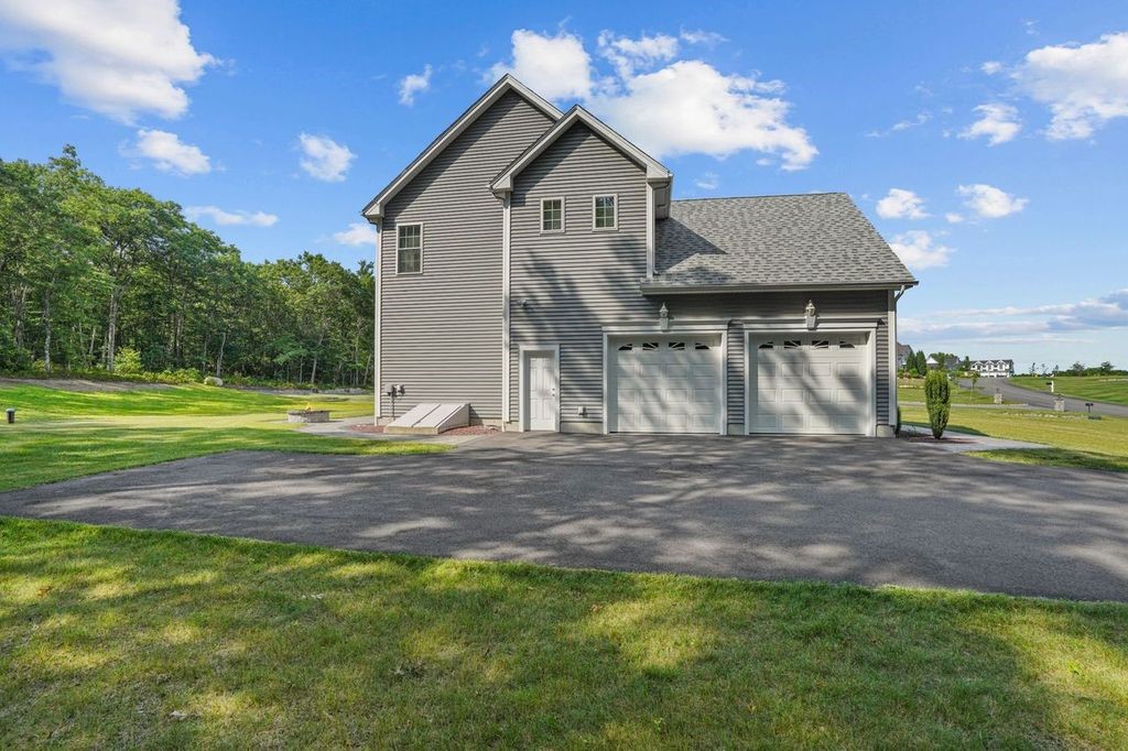 2 West Farm Road Smithfield, RI 02917 - Photo 38 of 43