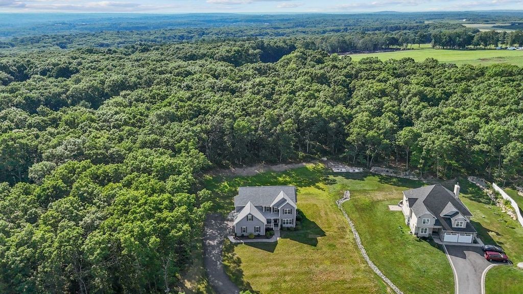 2 West Farm Road Smithfield, RI 02917 - Photo 4 of 43