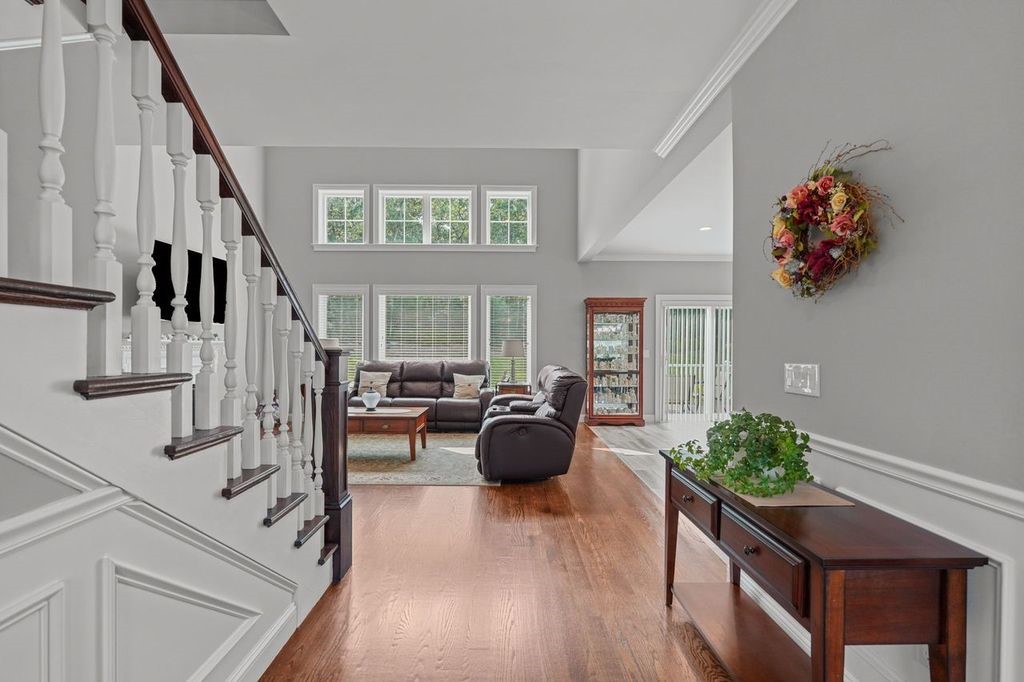 2 West Farm Road Smithfield, RI 02917 - Photo 5 of 43 foyer