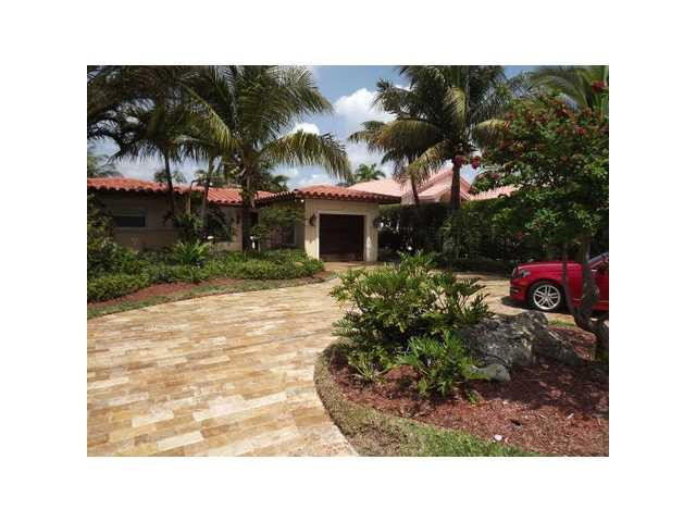 505 South Riverside Drive Pompano Beach, FL 33062 - Photo 4 of 20 Exterior Front