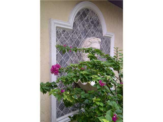 505 South Riverside Drive Pompano Beach, FL 33062 - Photo 6 of 20 Exterior Front