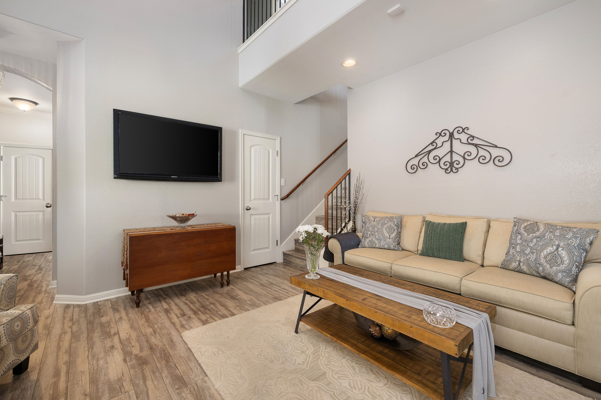 14001 Avery Ranch Boulevard, Unit 1703 Austin, TX 78717 - Photo 6 of 34 Living Room