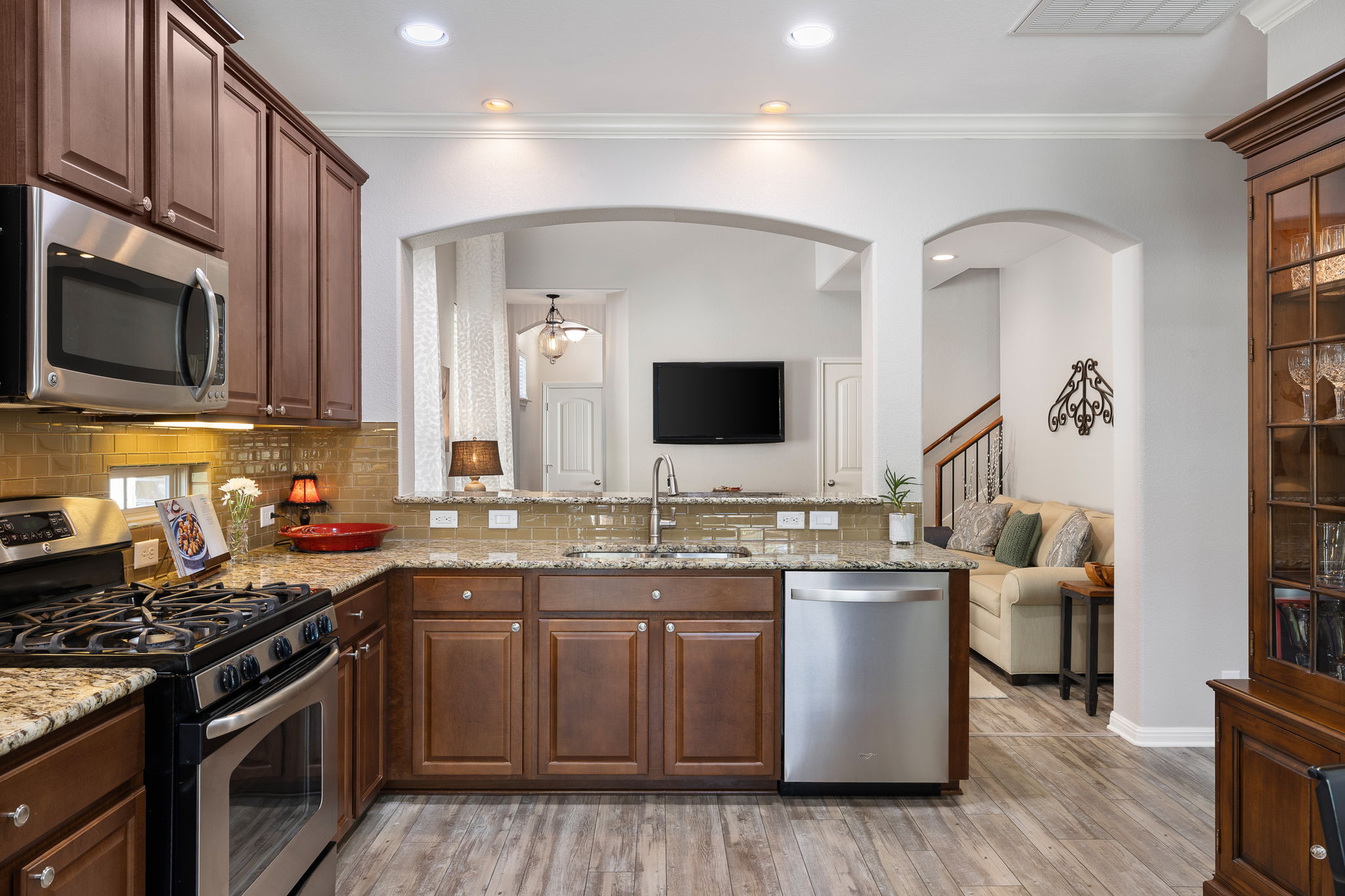 14001 Avery Ranch Boulevard, Unit 1703 Austin, TX 78717 - Photo 10 of 34 Kitchen