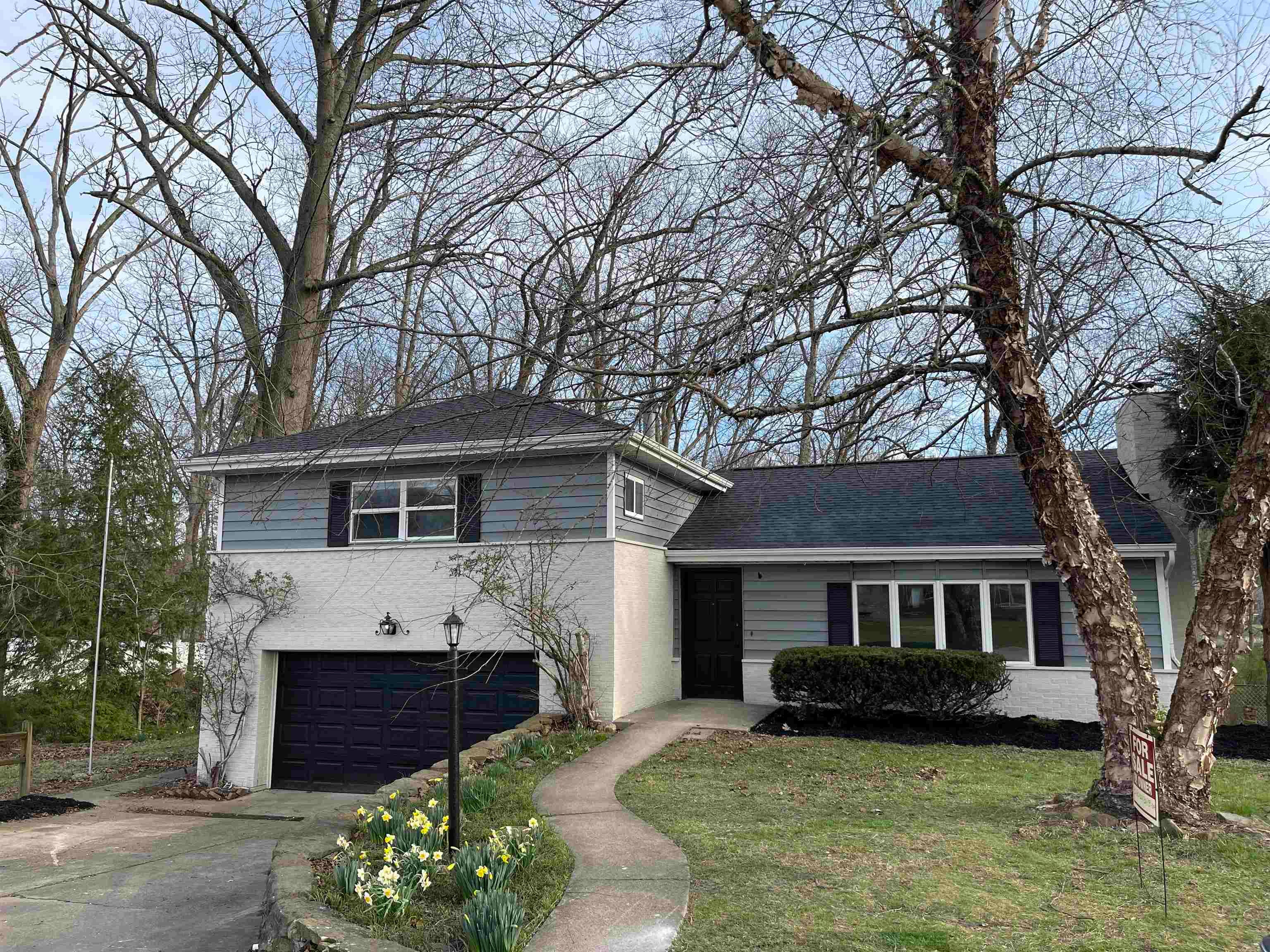 6329 Aracoma Road Huntington, WV 25705 - Photo 1 of 16 Gallery Image 1