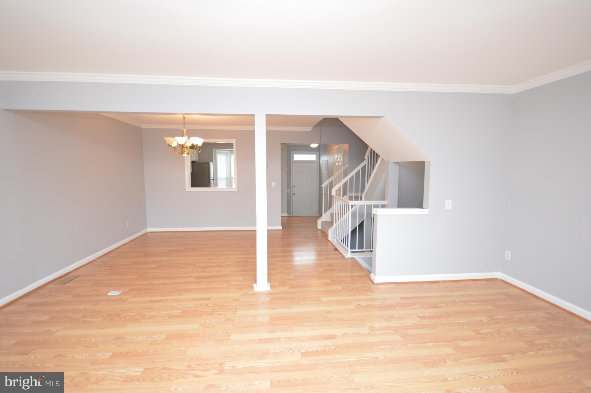 102 Harrogate Road Fredericksburg, VA 22406 - Photo 17 of 41 Living and dining room