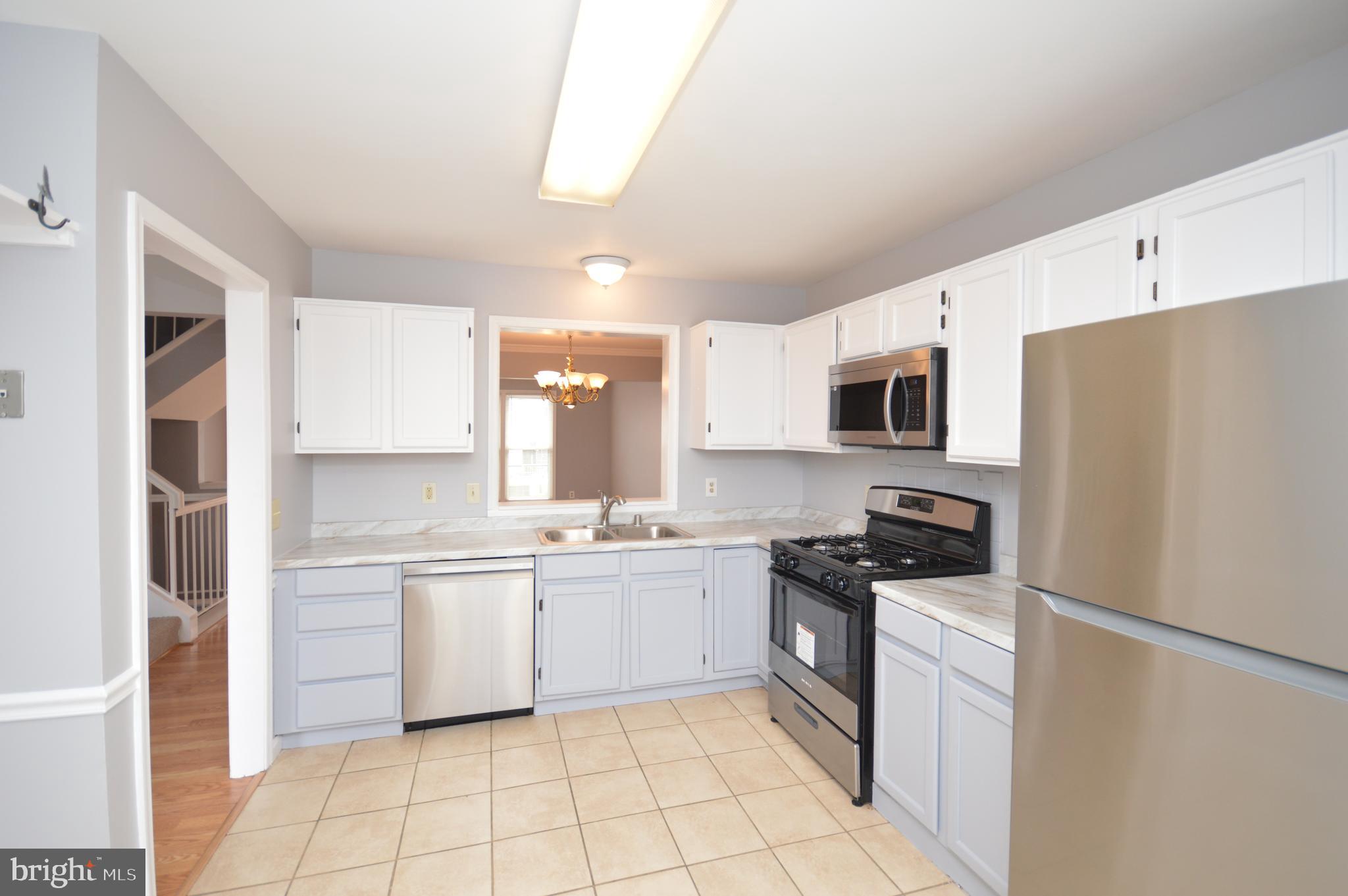 102 Harrogate Road Fredericksburg, VA 22406 - Photo 9 of 41 Kitchen