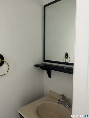 $2,800 | 31 Stuart Avenue, Unit 12, Norwalk, CT 06850