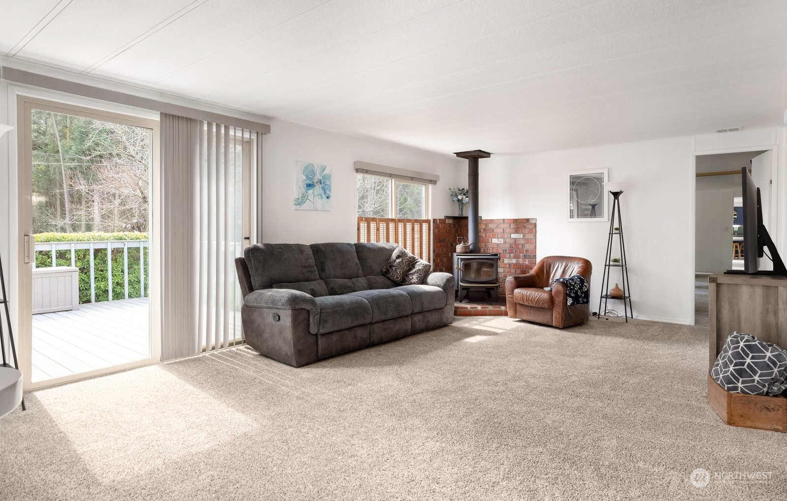 1742 Harns Road Oak Harbor, WA 98277 - Photo 15 of 37 a living room with furniture and a window