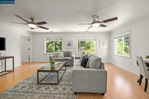 $1,298,000 | 102 Henson Creek Court, Martinez, CA 94553