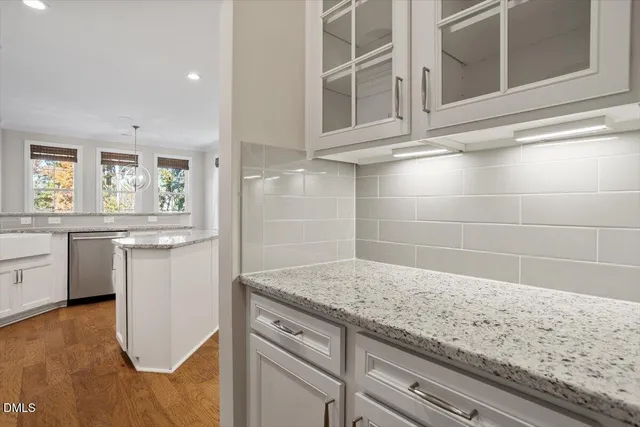 $1,100,000 | 1917 Edgelake Place, Cary, NC 27519