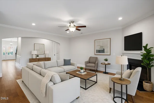 $1,100,000 | 1917 Edgelake Place, Cary, NC 27519