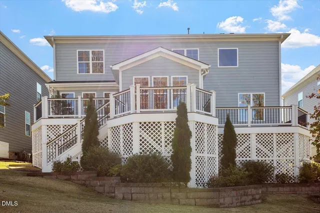 $1,100,000 | 1917 Edgelake Place, Cary, NC 27519