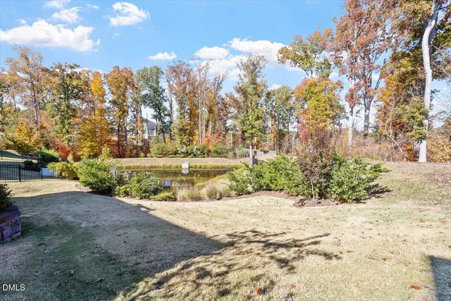 $1,100,000 | 1917 Edgelake Place, Cary, NC 27519