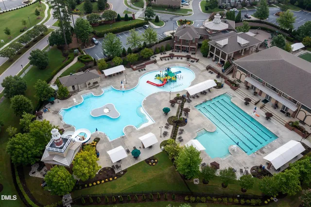 $1,100,000 | 1917 Edgelake Place, Cary, NC 27519