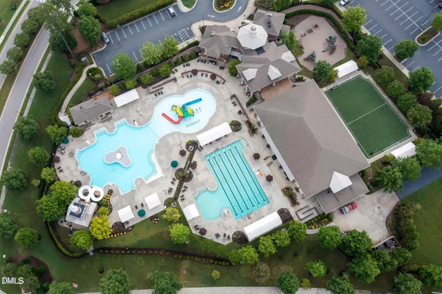 $1,100,000 | 1917 Edgelake Place, Cary, NC 27519