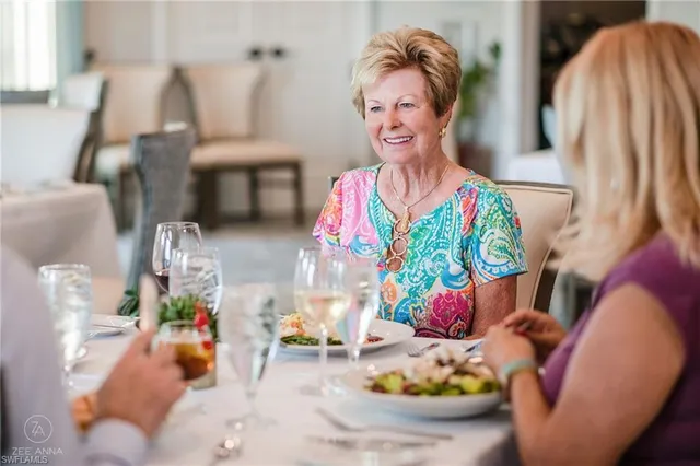 a view of a garden with flowers