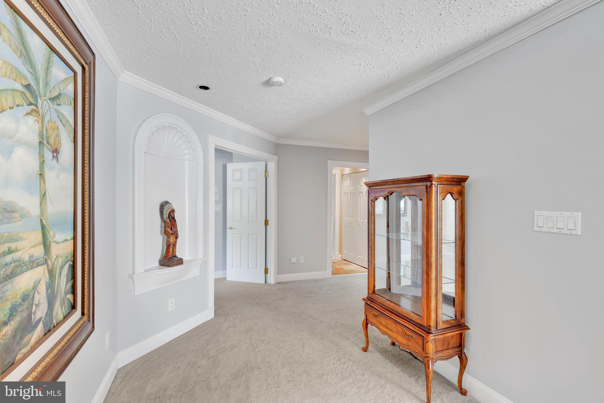 2334 Poplar Road Baltimore, MD 21221 - Photo 36 of 80 Upper level hallway