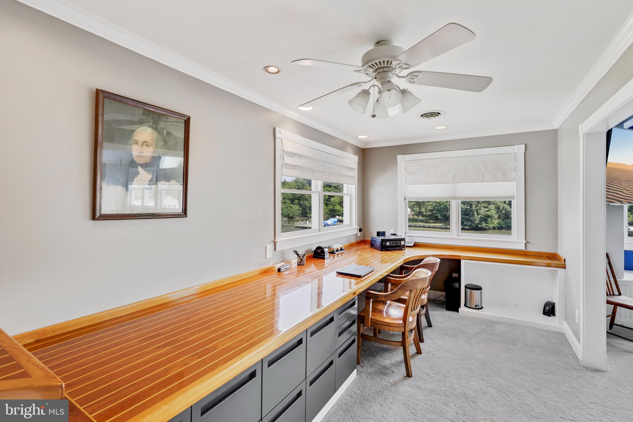 2334 Poplar Road Baltimore, MD 21221 - Photo 46 of 80 Large built-in teakwood desk