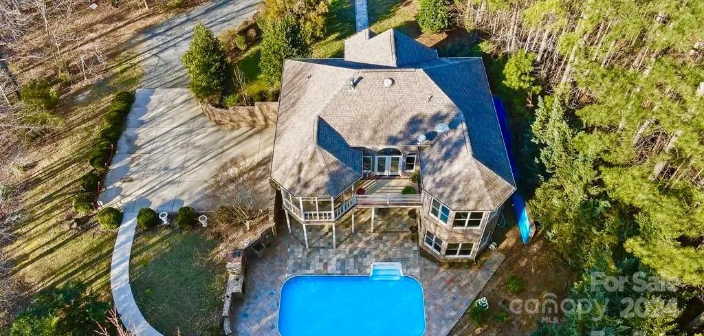 18330 McKee Road Charlotte, NC 28278 - Photo 1 of 34