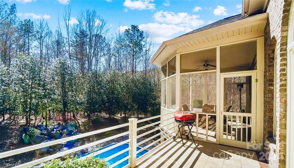 18330 McKee Road Charlotte, NC 28278 - Photo 15 of 34