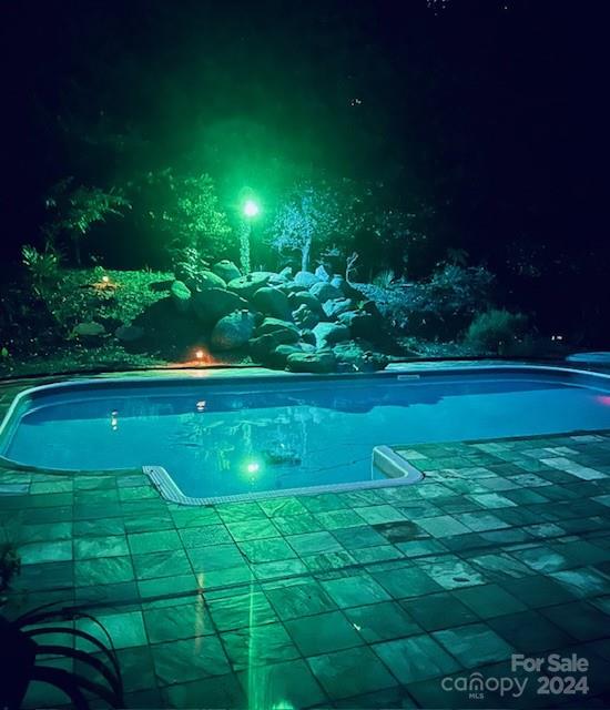 18330 McKee Road Charlotte, NC 28278 - Photo 31 of 34