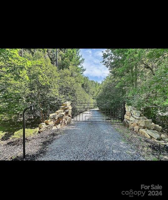 18330 McKee Road Charlotte, NC 28278 - Photo 6 of 34