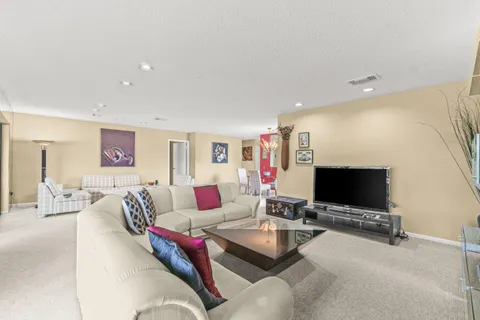 $119,900 | 3 Stratford Drive East, Unit B, Boynton Beach, FL 33436