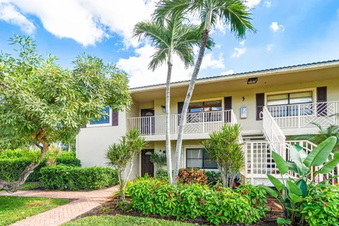 $119,900 | 3 Stratford Drive East, Unit B, Boynton Beach, FL 33436