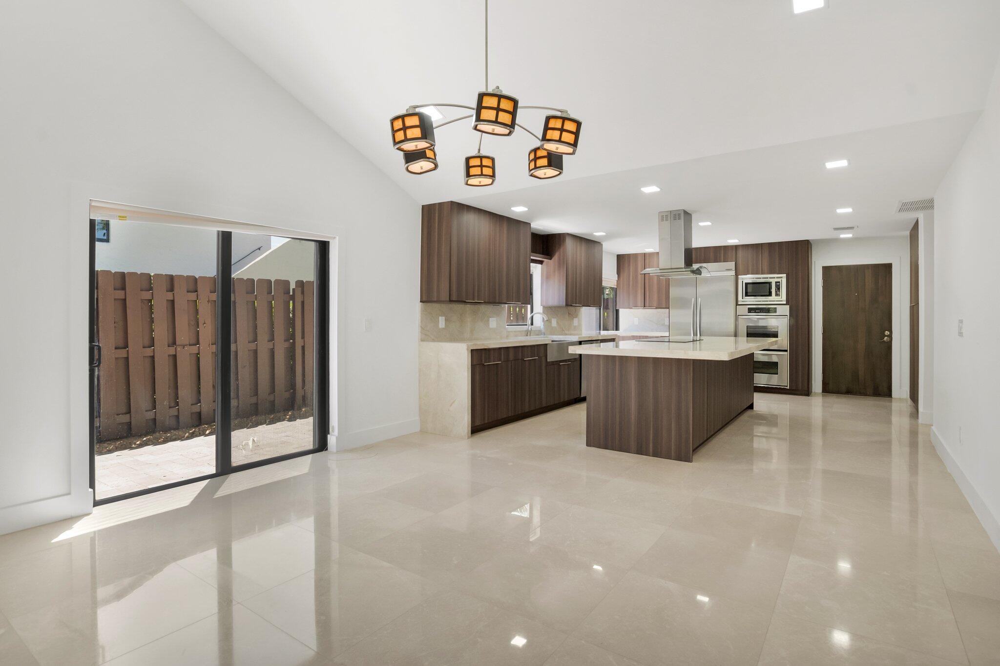 21922 Cypress Drive Boca Raton, FL 33433 - Photo 7 of 47 13-web-or-mls-DSC_1171