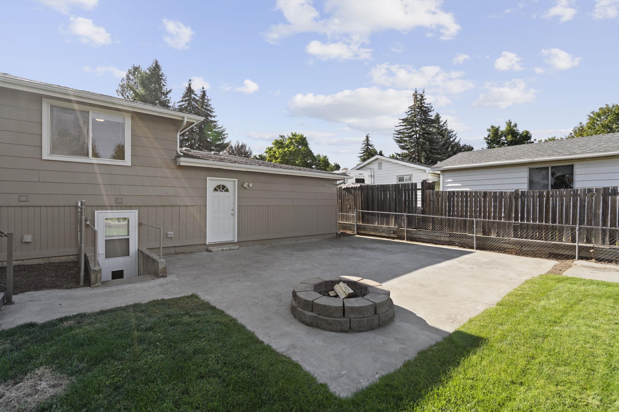 107 Walker Drive Cheney, WA 99004 - Photo 37 of 43