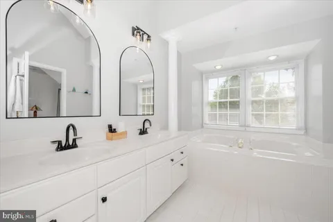 $765,000 | 15814 Glacier Court, Gaithersburg, MD 20878