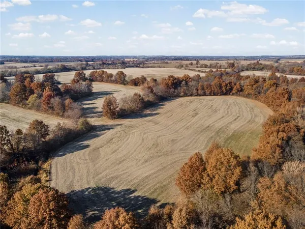 $1,170,000 | State Highway, Carrollton, MO 64633