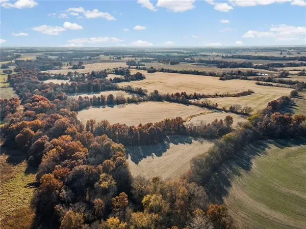 $1,170,000 | State Highway, Carrollton, MO 64633