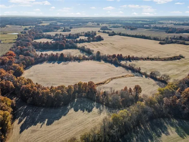 $1,521,000 | State Highway, Carrollton, MO 64633